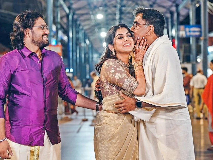 Meera Nandan Ties The Knot With Sreeju In Guruvayoor Temple Kerala Photos23