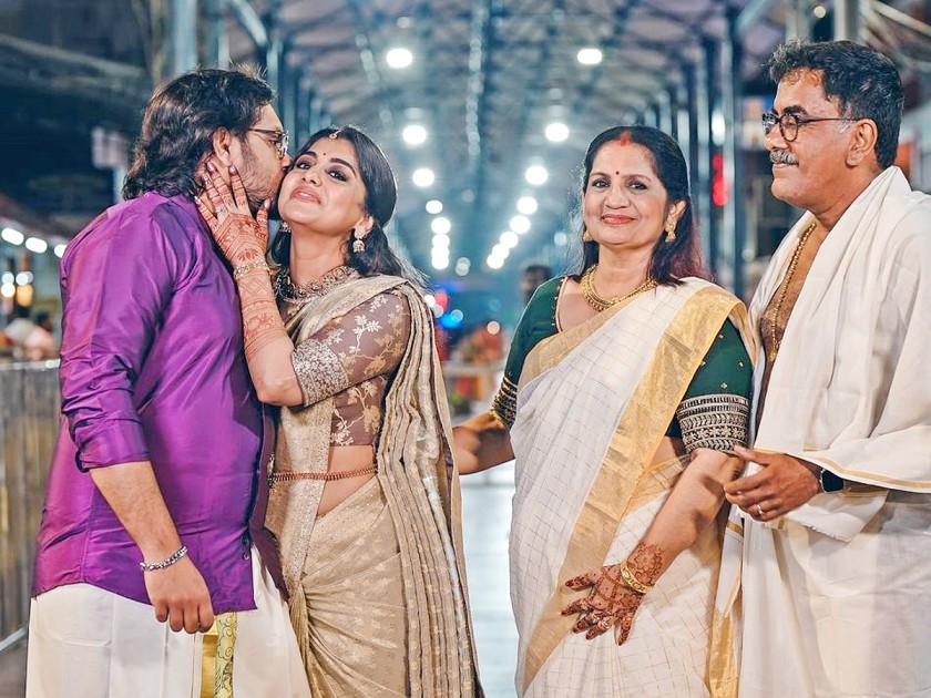 Meera Nandan Ties The Knot With Sreeju In Guruvayoor Temple Kerala Photos24