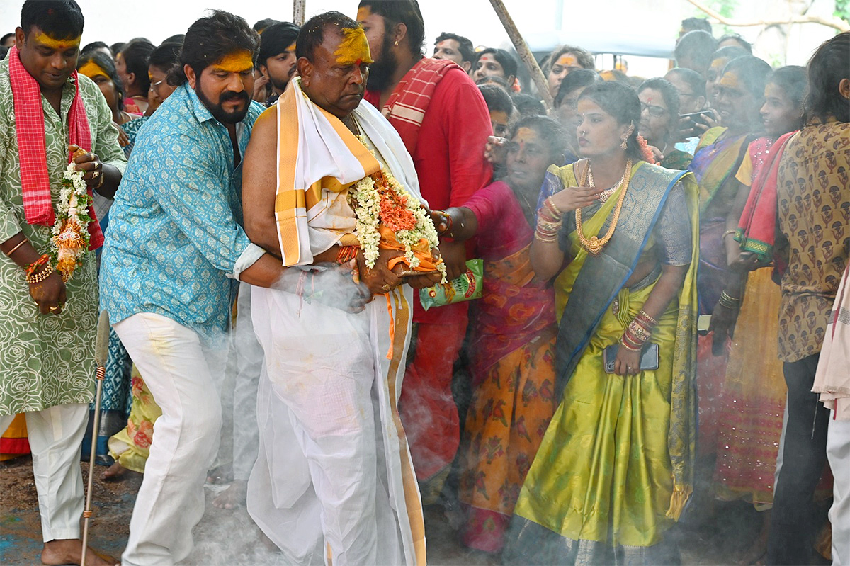 Sri Renuka Yellamma Mahalaxmi Yellamma Kalyanam Photos1