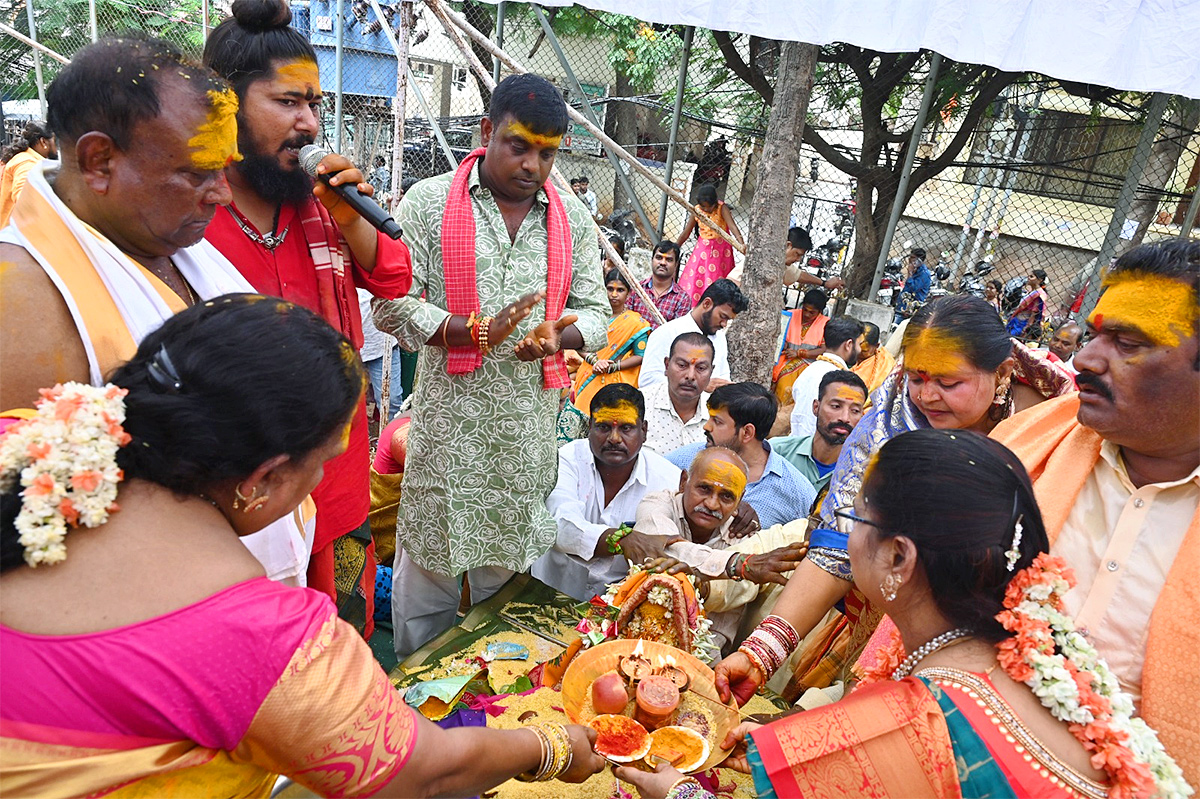 Sri Renuka Yellamma Mahalaxmi Yellamma Kalyanam Photos15