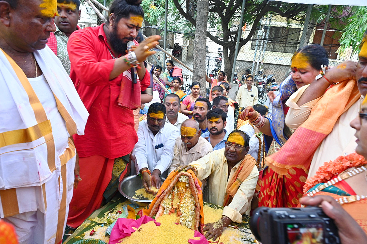 Sri Renuka Yellamma Mahalaxmi Yellamma Kalyanam Photos19