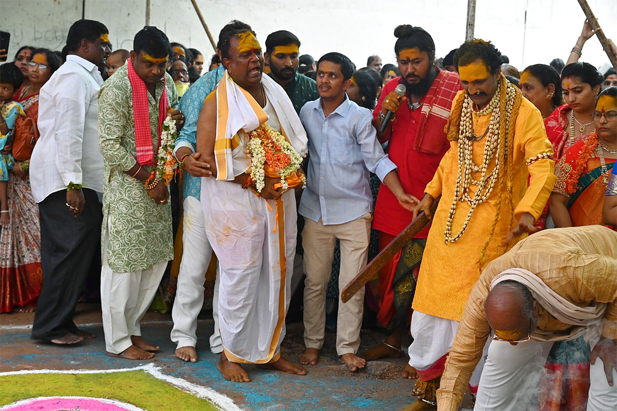 Sri Renuka Yellamma Mahalaxmi Yellamma Kalyanam Photos6