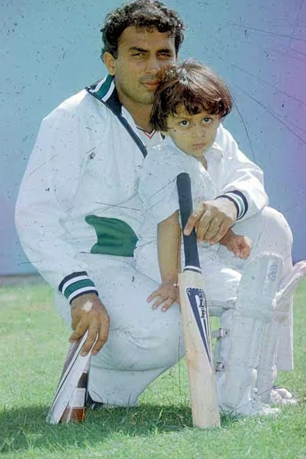 Former India Captain Sunil Manohar Gavaskar's 75th Birthday Special Gallery12