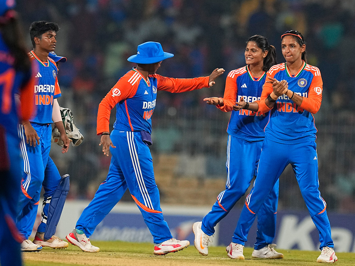 India Women vs South Africa Women 3rd T20 Match Photos14