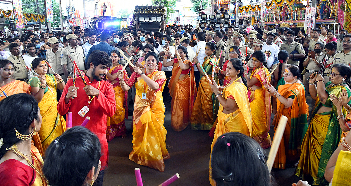 Balkampet Yellamma Rathotsavam Photos10