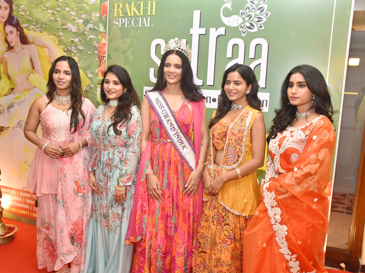 Prachi Nagpal at Fashion Exhibition2