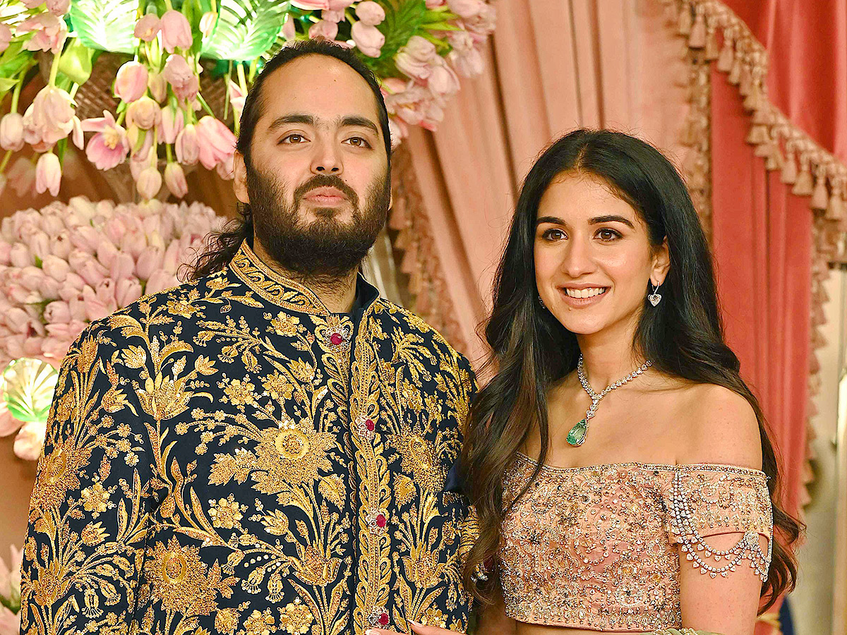 Famous CEOs To Attend Anant Ambani-Radhika Merchant Wedding: Photos12