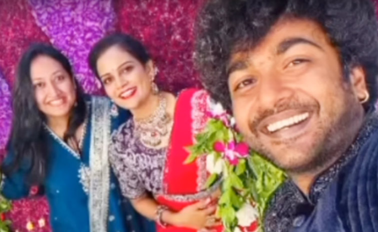 Tv Actress Maheshwari Son Naming Ceremony Photos14