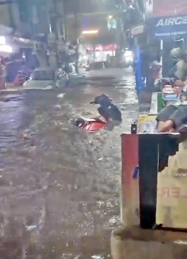 Heavy Rains At Hyderabad Photos5