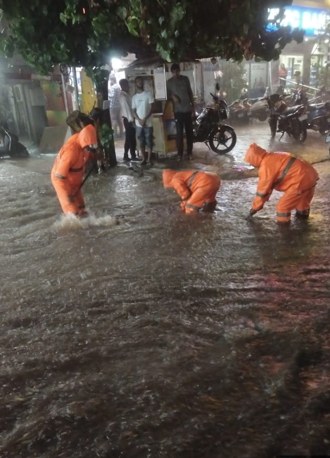 Heavy Rains At Hyderabad Photos15