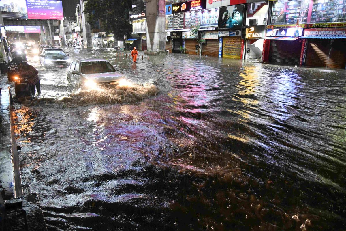 Heavy Rains At Hyderabad Photos30