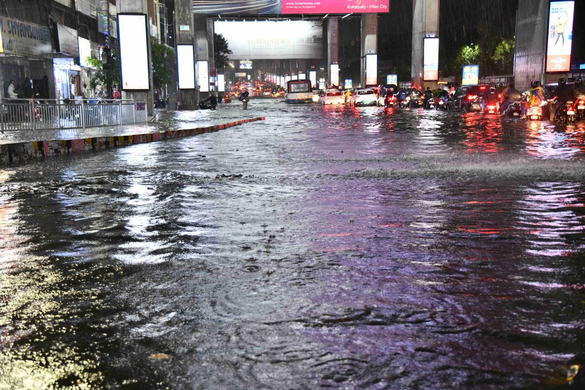 Heavy Rains At Hyderabad Photos8