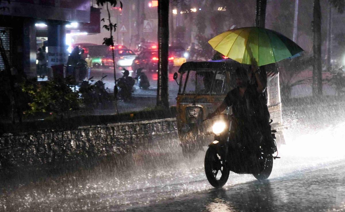 Heavy Rains At Hyderabad Photos34