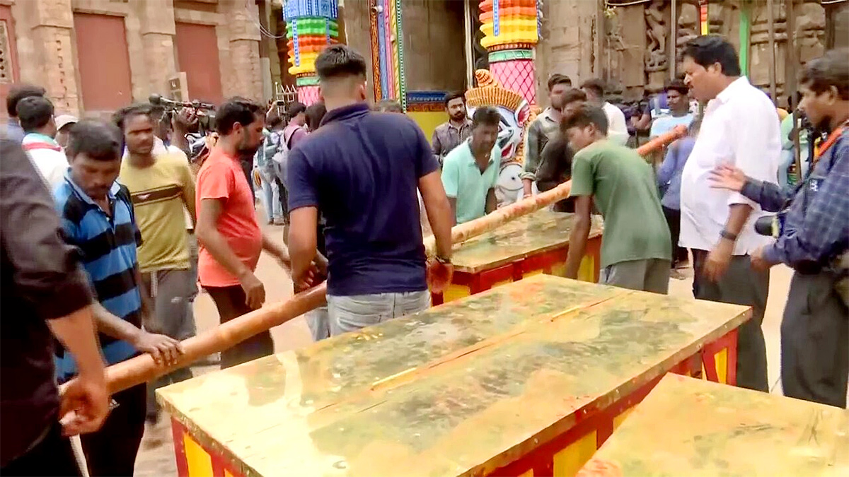 Jagannath Temple during reopening of the temple's Ratna Bhandar2