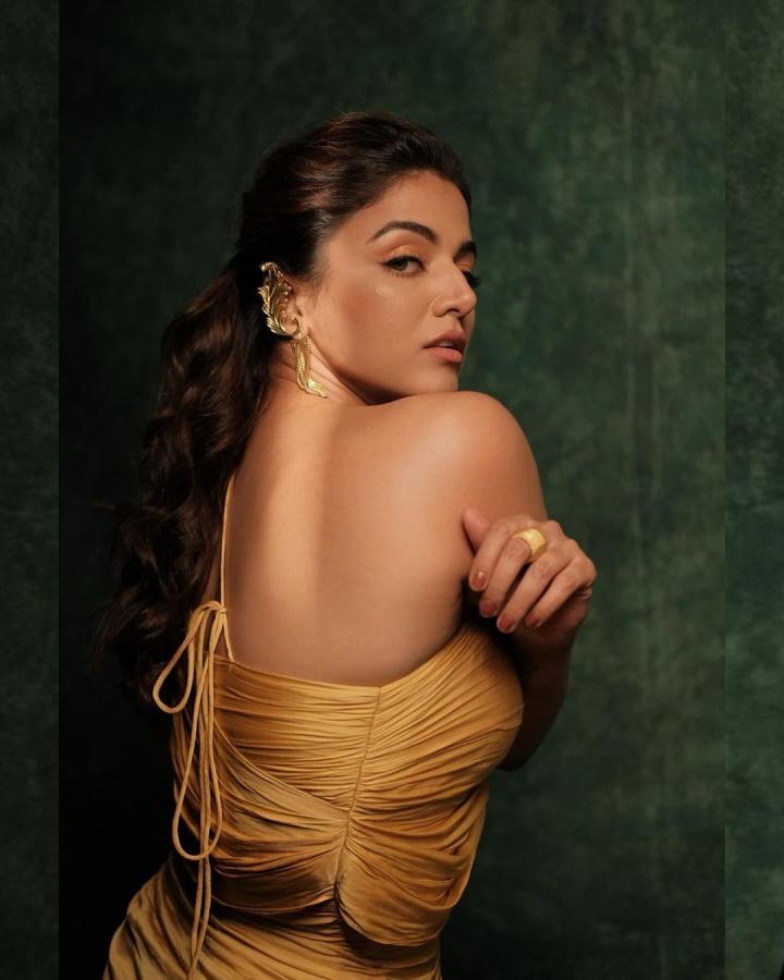 Indian Actress Wamiqa Gabbi Latest Photo Gallery Goes Viral20