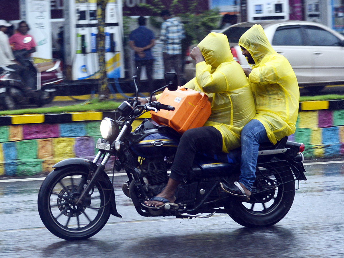 Heavy Rains In Andhra Pradesh: Photos17