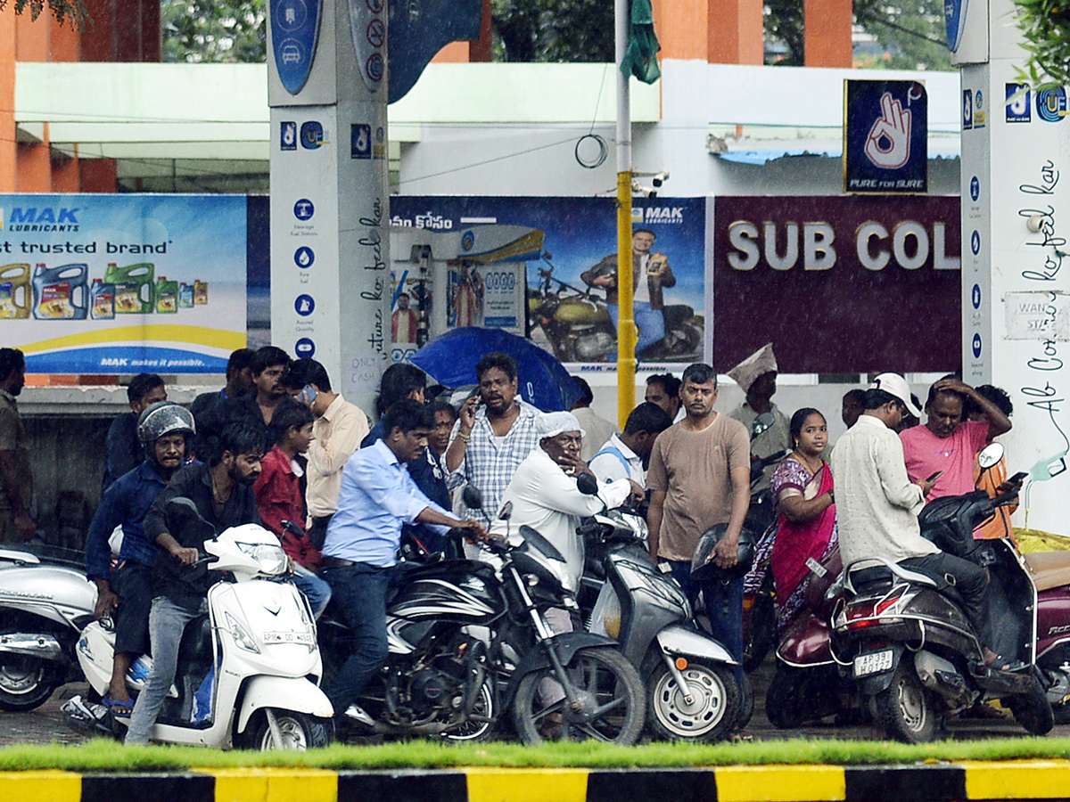 Heavy Rains In Andhra Pradesh: Photos19