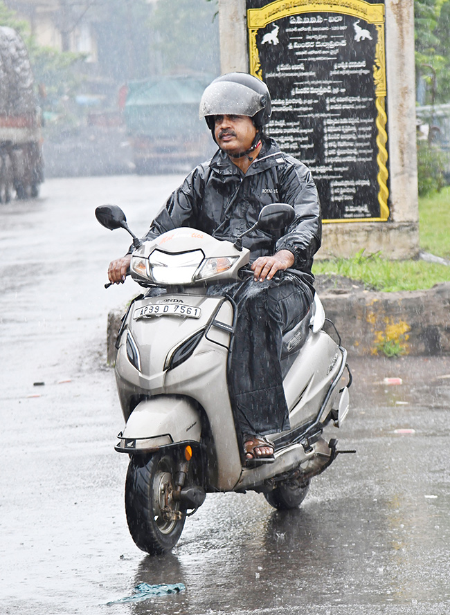 Heavy Rains In Andhra Pradesh: Photos23