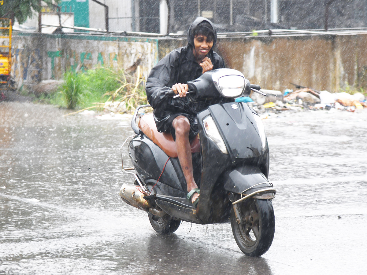 Heavy Rains In Andhra Pradesh: Photos26