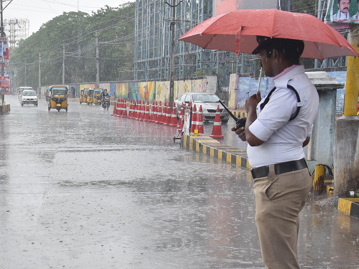 Heavy Rains In Andhra Pradesh: Photos32