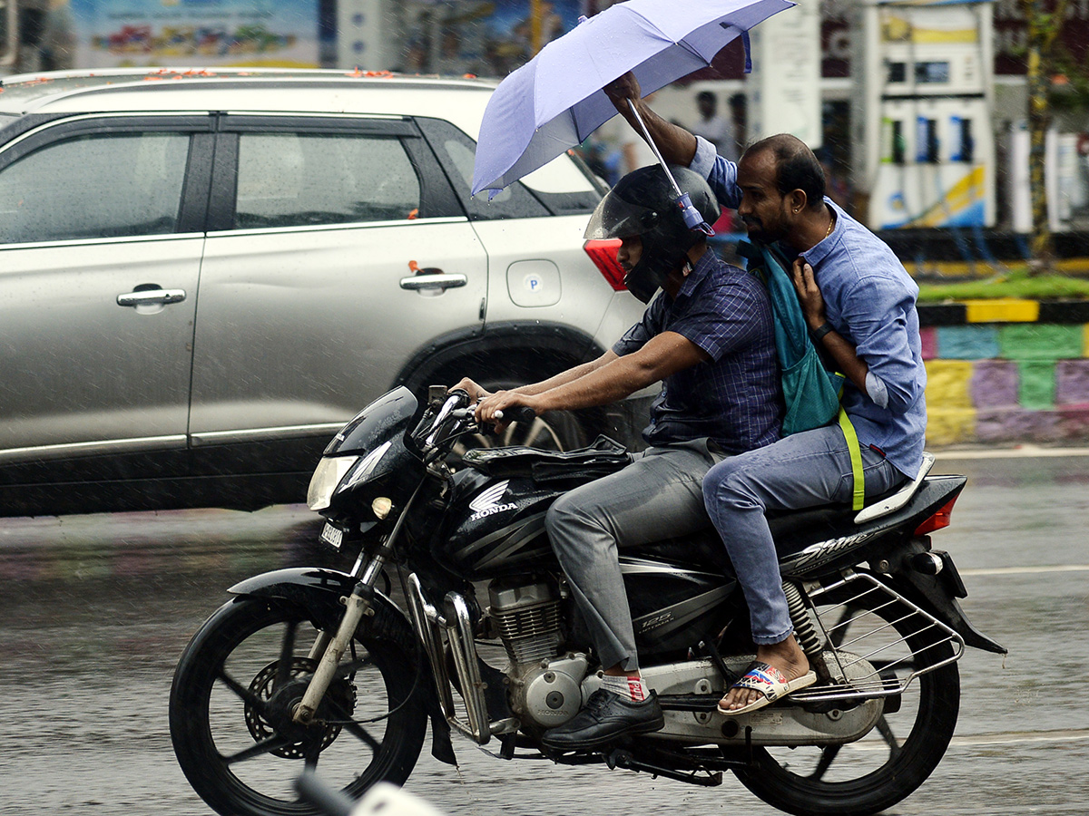 Heavy Rains In Andhra Pradesh: Photos6