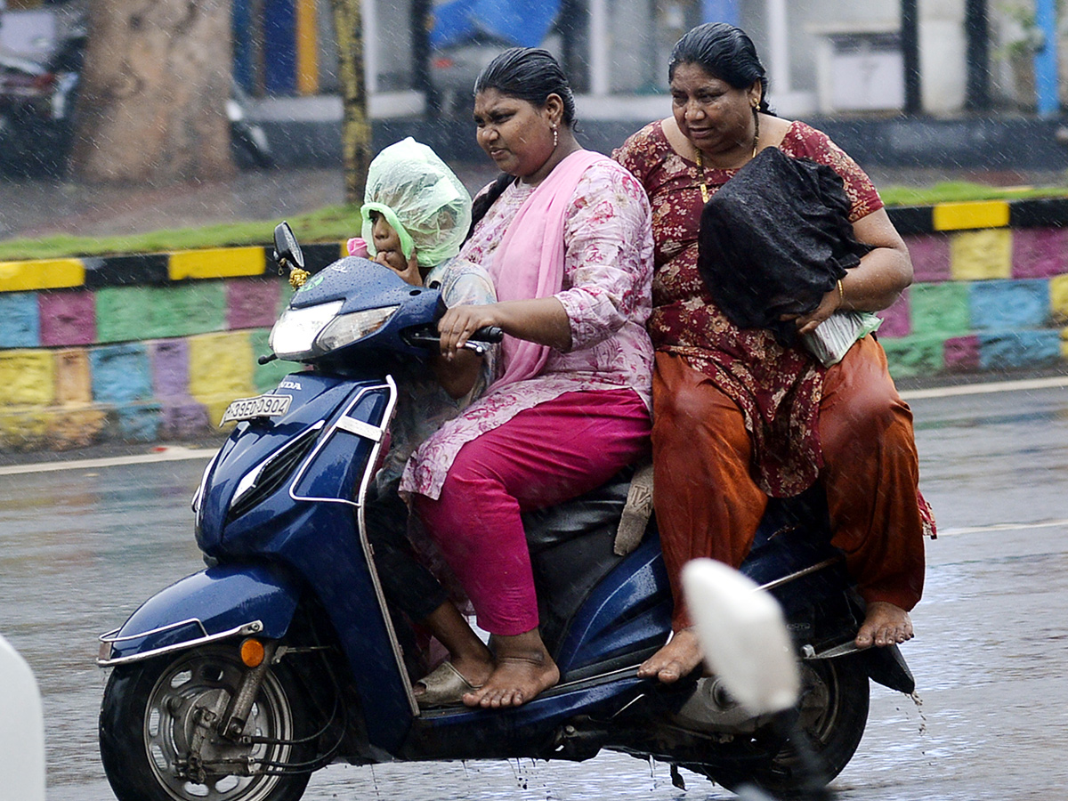 Heavy Rains In Andhra Pradesh: Photos7