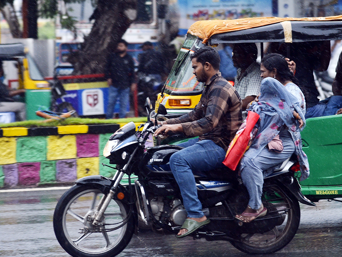 Heavy Rains In Andhra Pradesh: Photos8