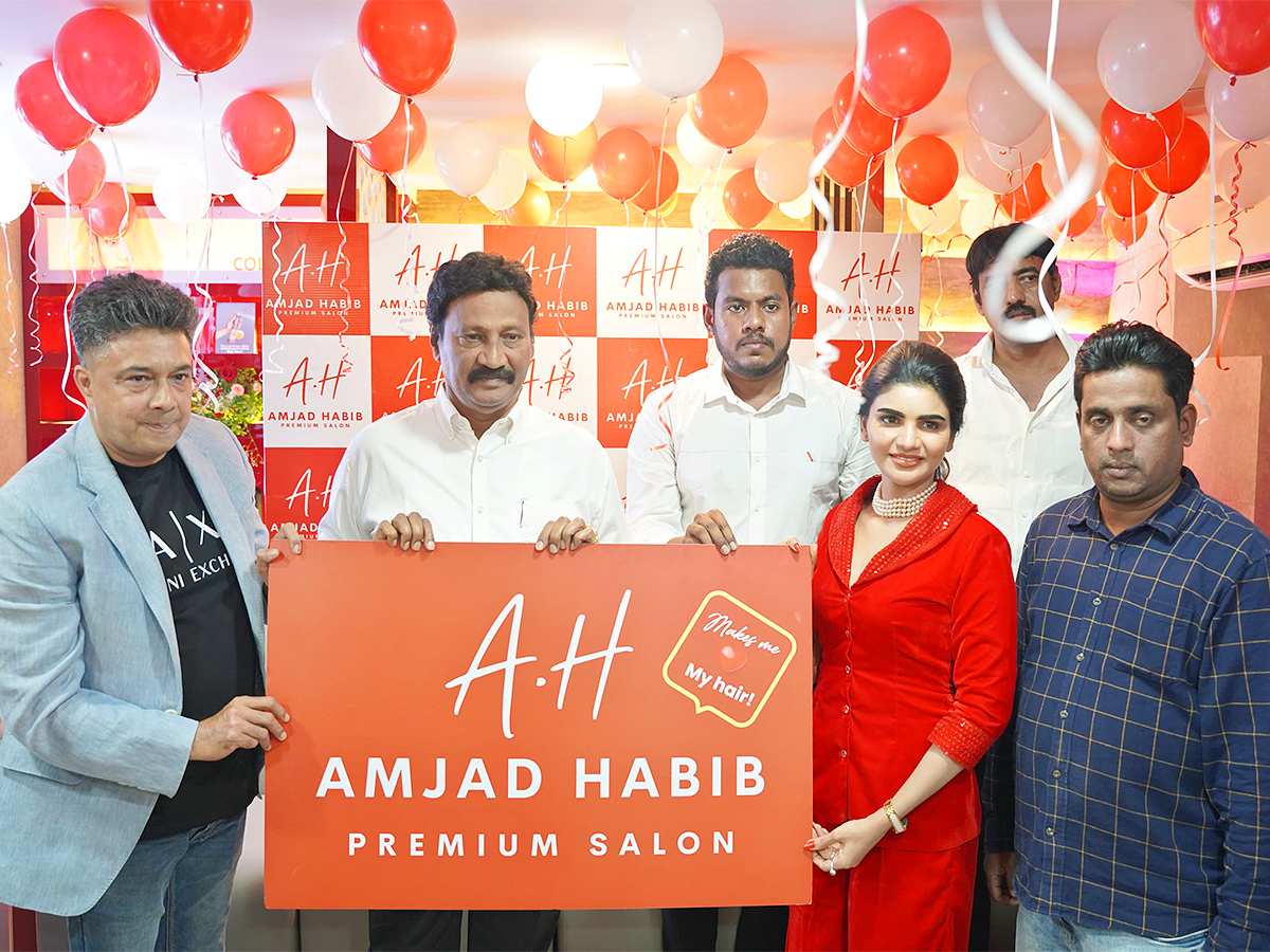 Vijayawada: Actress Varsha launched Amjad Habib Premium Salon Photos13