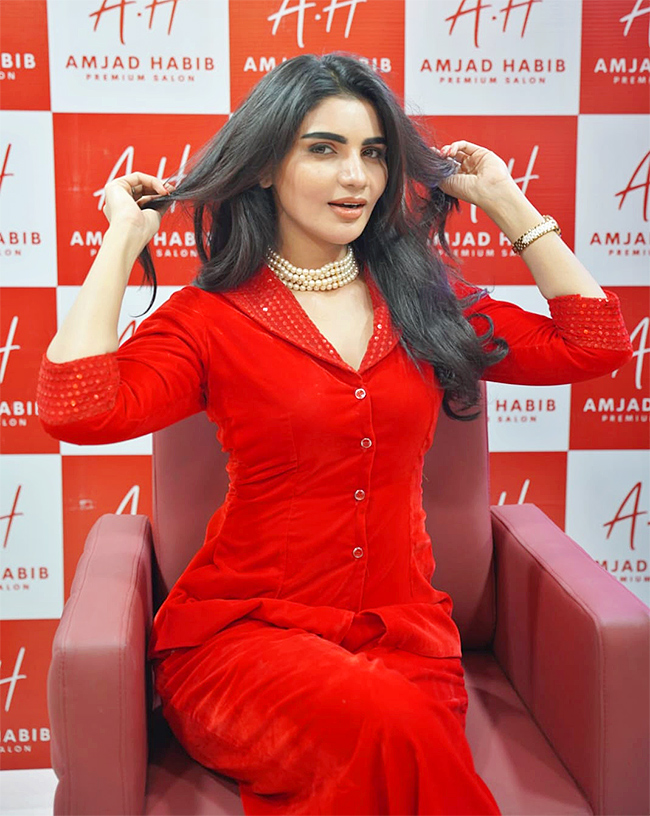 Vijayawada: Actress Varsha launched Amjad Habib Premium Salon Photos5