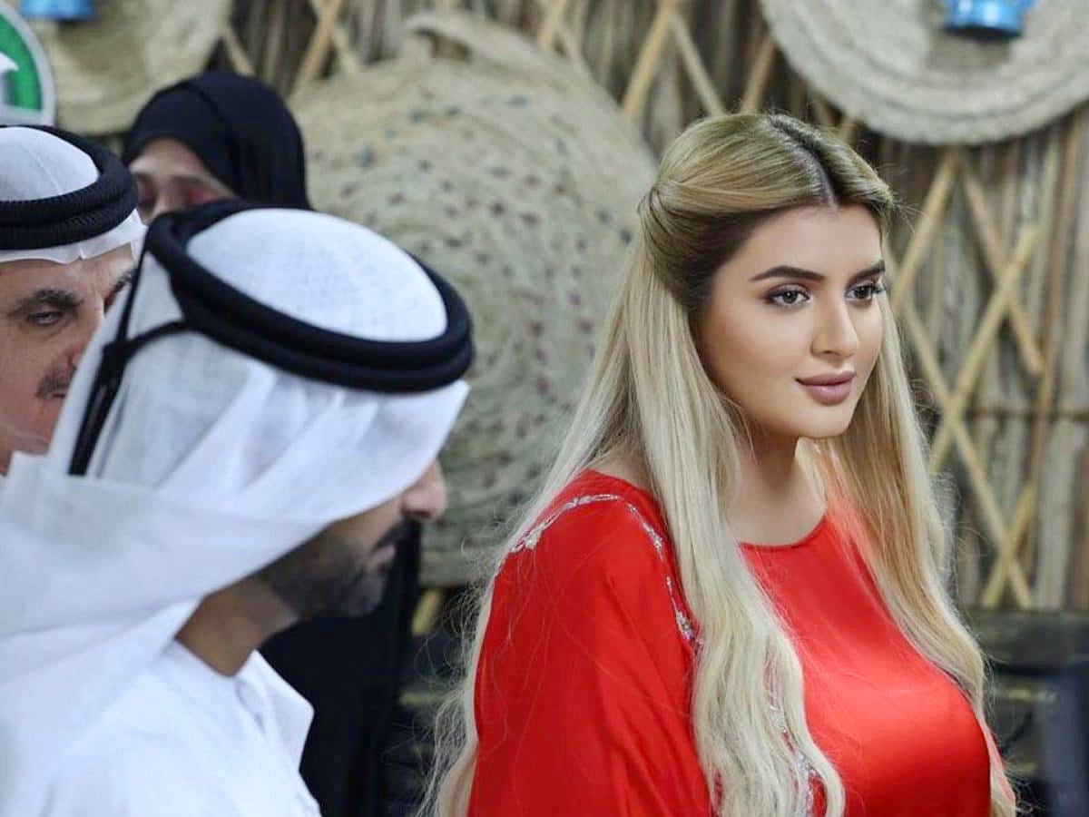 Instagram account of Dubai princess Sheikha Mahra announces divorce Photos13