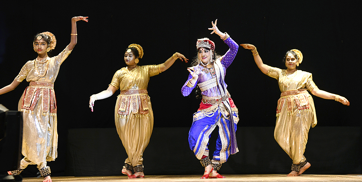 Kakatiyam Dance Performance Impressed At Rabindra Bharati: Photos15