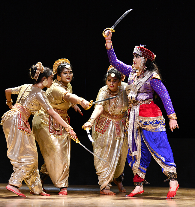 Kakatiyam Dance Performance Impressed At Rabindra Bharati: Photos4