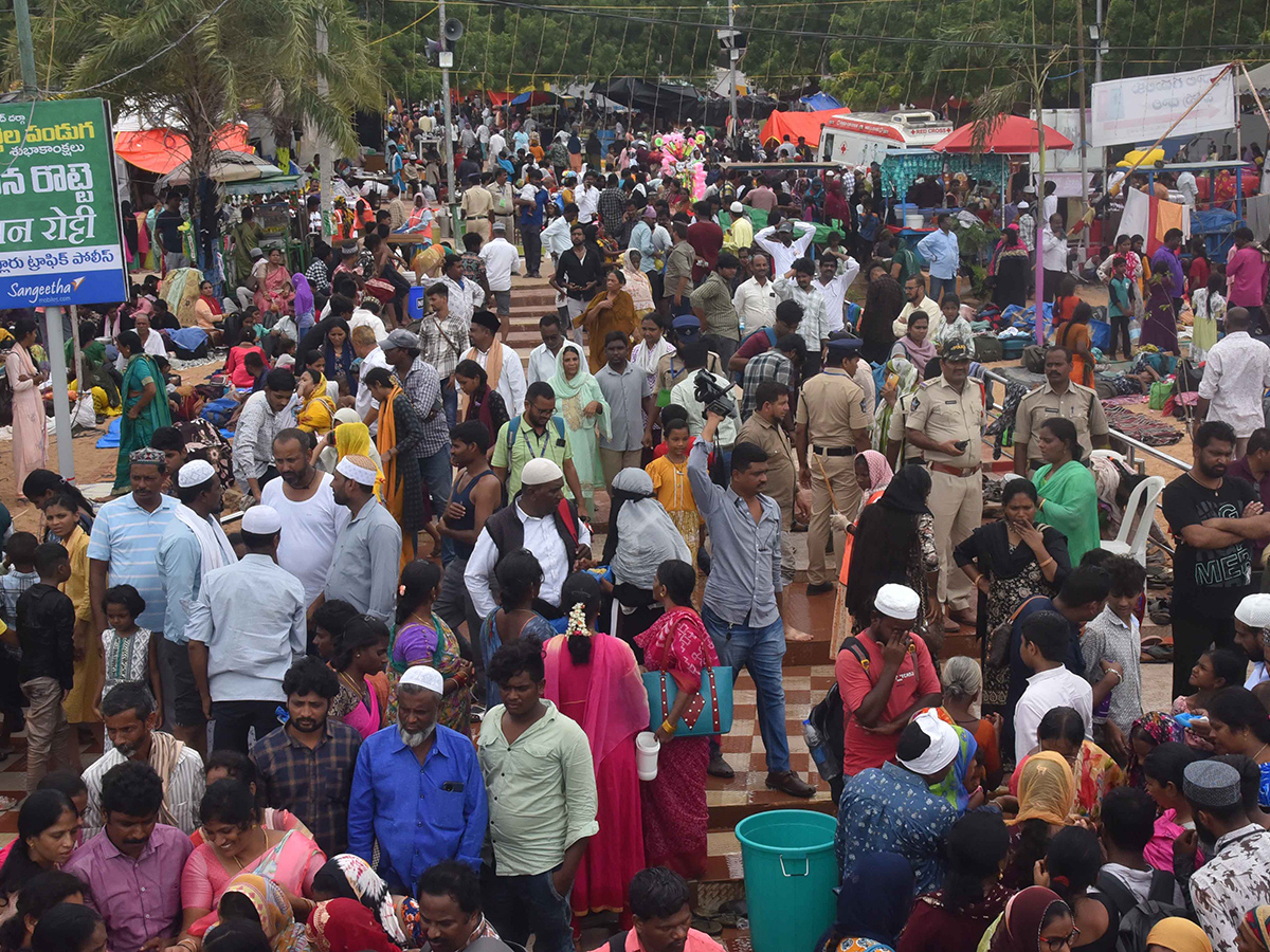 Nellore Rottela Panduga Festival Photos17