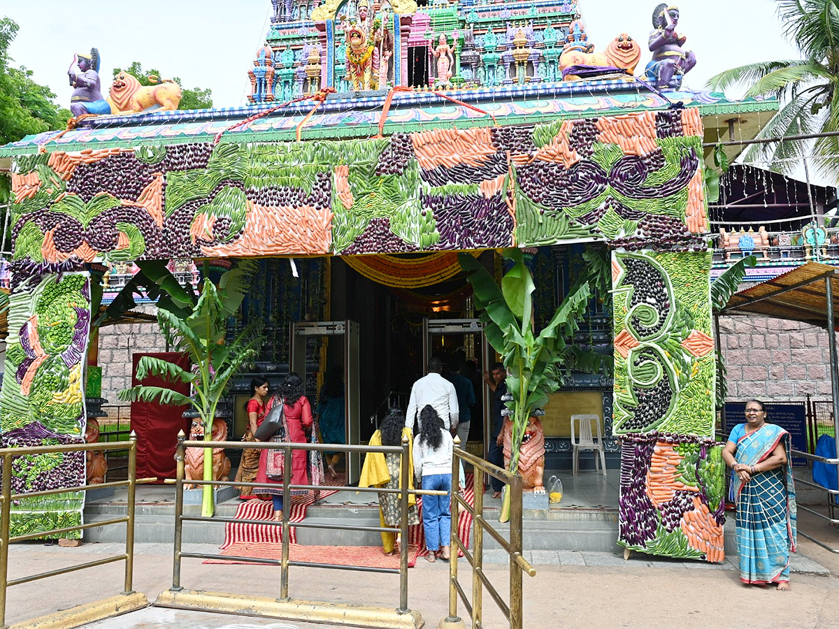 Shakambari Utsavalu Began In Jubilee Hills Peddamma Thalli Temple15