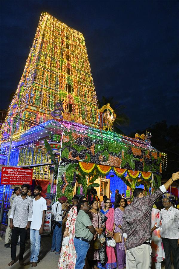 Shakambari Utsavalu Began In Jubilee Hills Peddamma Thalli Temple18