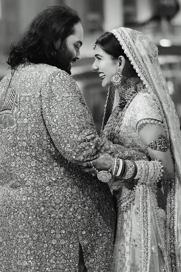 Anant Ambani-Radhika Merchant Grand Wedding Beautiful Photos25