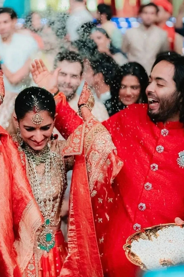 Anant Ambani-Radhika Merchant Grand Wedding Beautiful Photos33