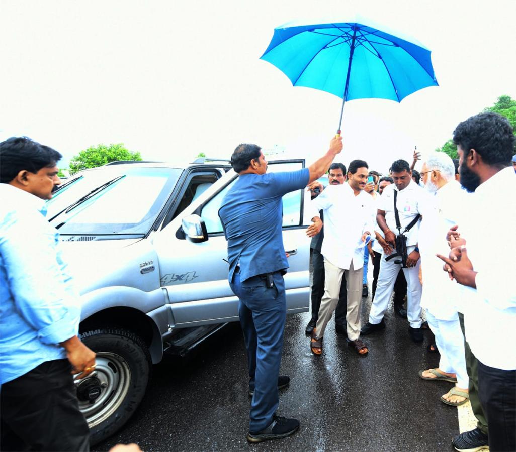  YS Jagan Vinukonda Tour Photos9