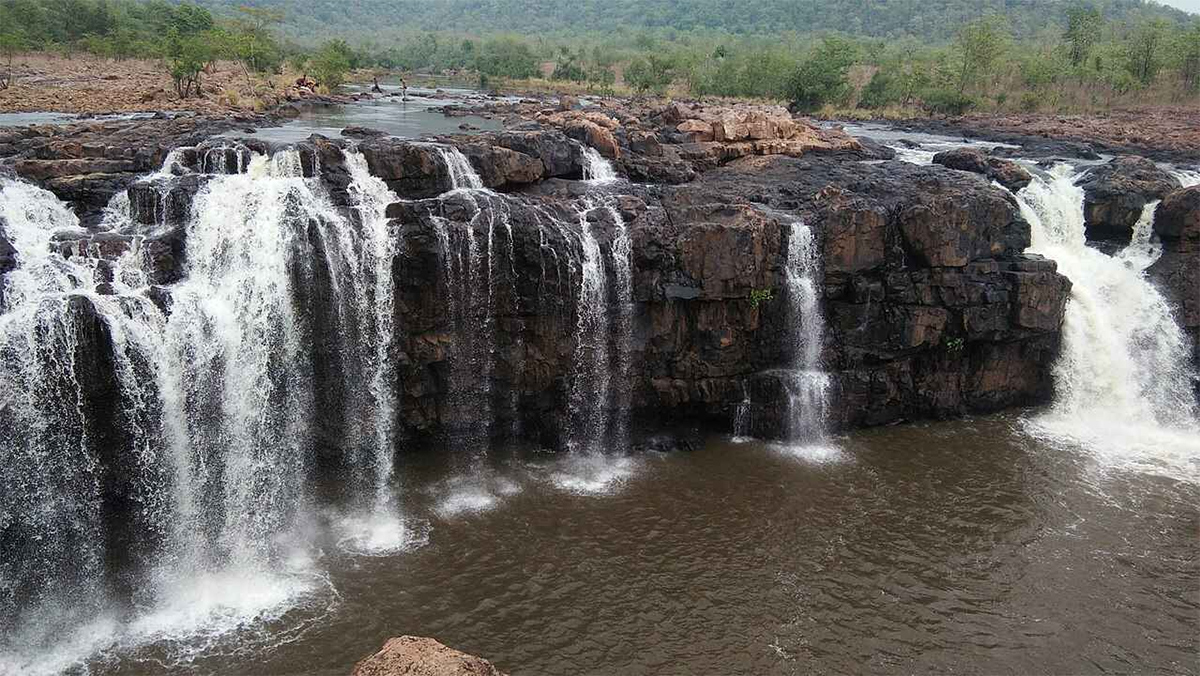 Top 12 amazing waterfalls in Telangana Photos9