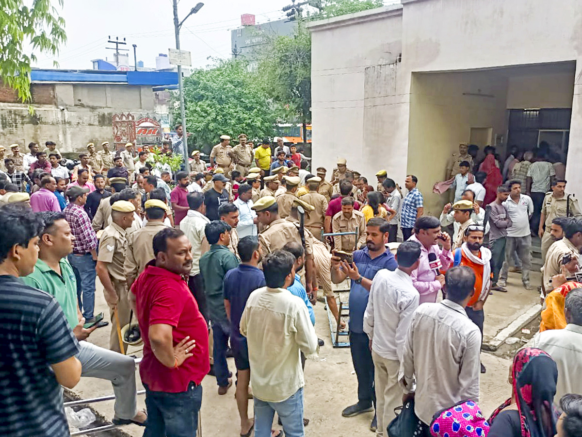 Dozens killed in stampede at India religious event Photos2