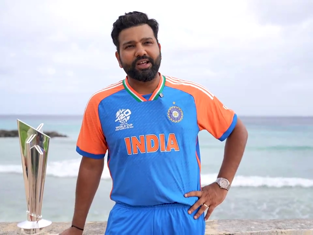 Rohit Sharma Photoshoot With T20 World Cup Trophy At A Beach11