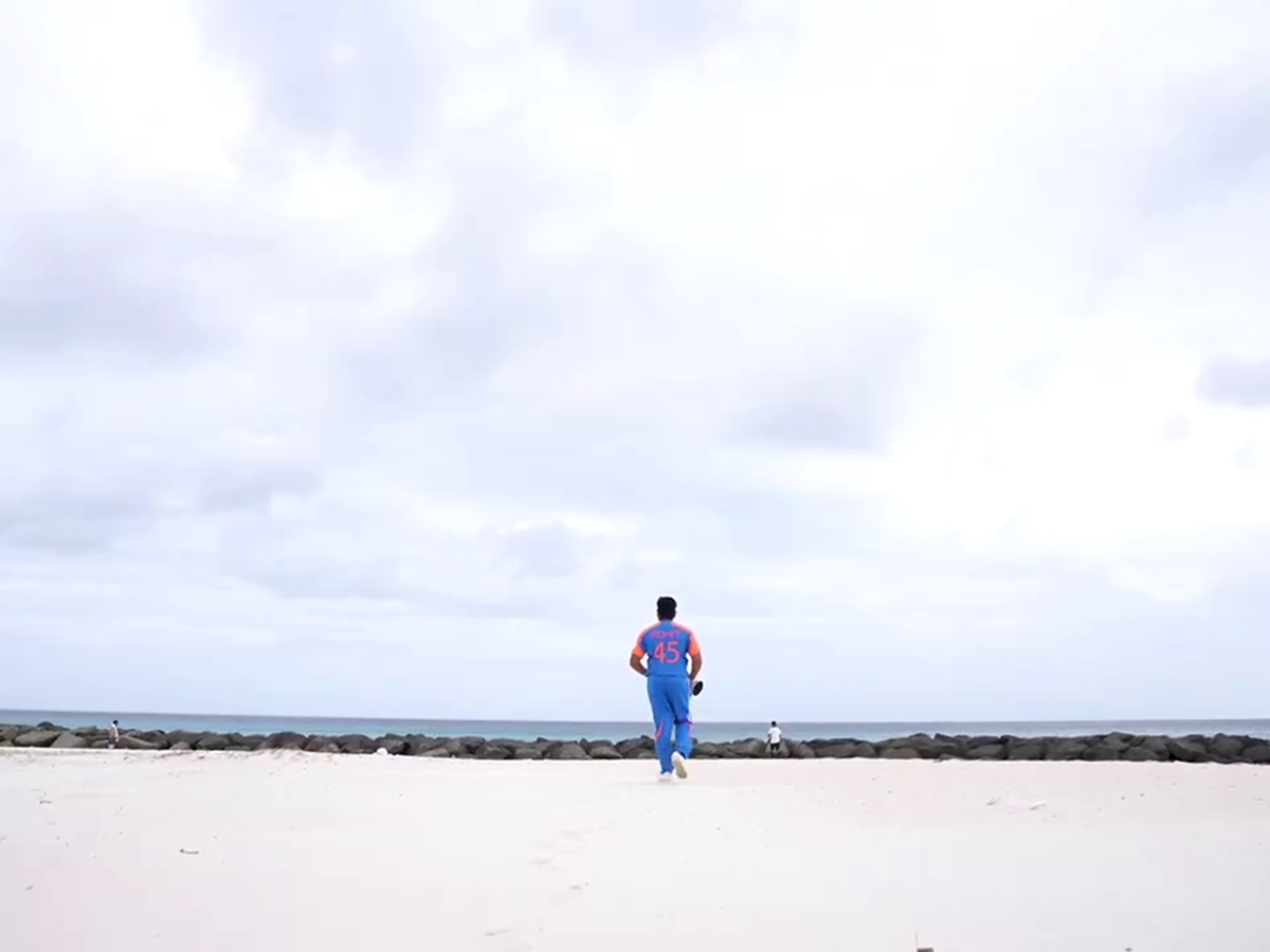 Rohit Sharma Photoshoot With T20 World Cup Trophy At A Beach19