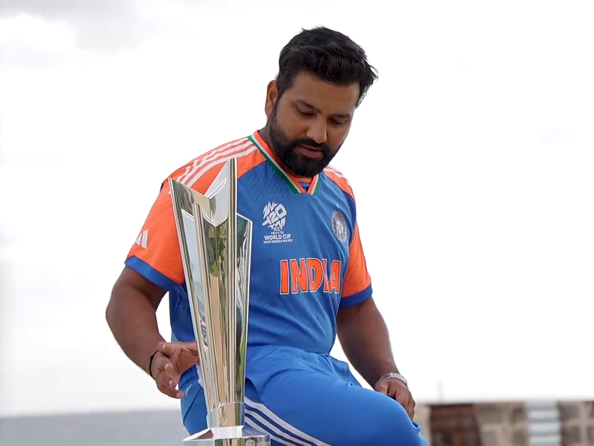 Rohit Sharma Photoshoot With T20 World Cup Trophy At A Beach23