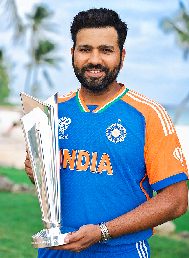 Rohit Sharma Photoshoot With T20 World Cup Trophy At A Beach8