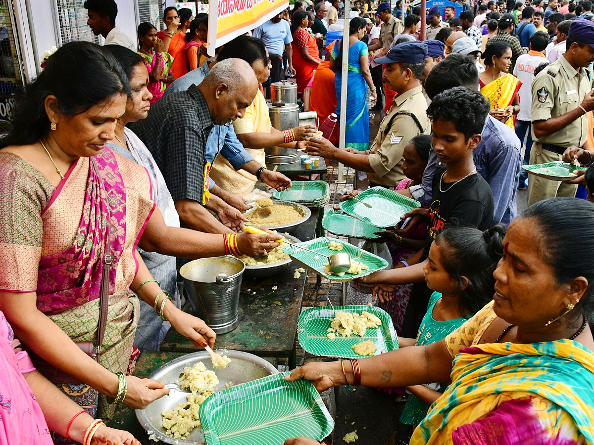 Heavy Devotees At Simhachalam Giri Pradakshina Photos20