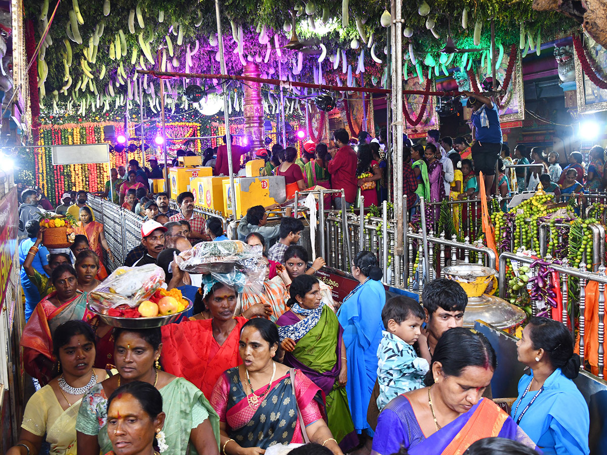 Shakambari Devi Festival Grandly Celebrated At Indrakeeladri37