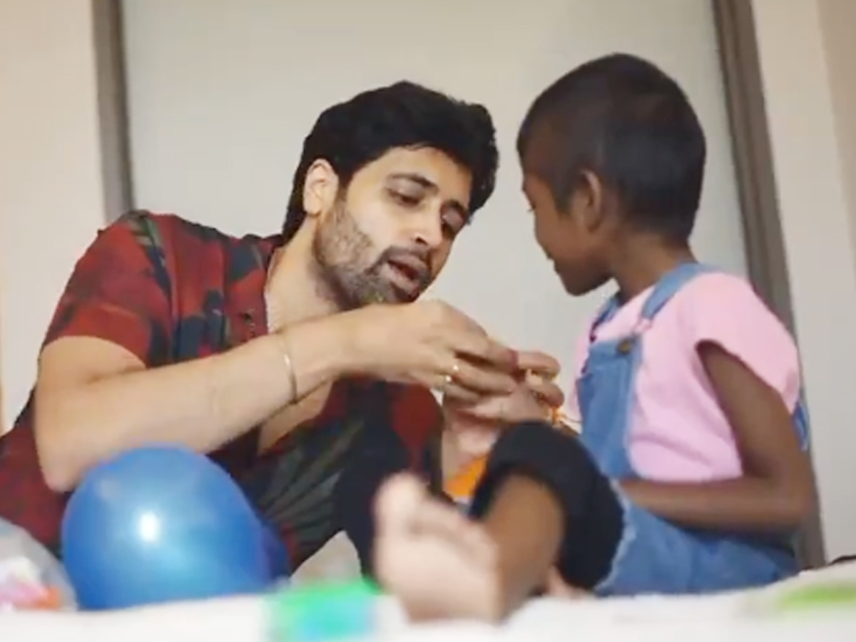 Adivi Sesh Gave Surprise For Baby Girl Who Is Battling Cancer18