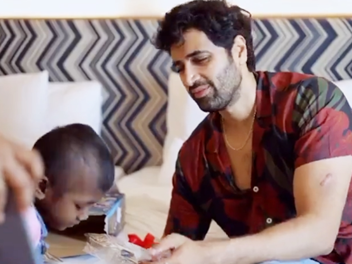 Adivi Sesh Gave Surprise For Baby Girl Who Is Battling Cancer5