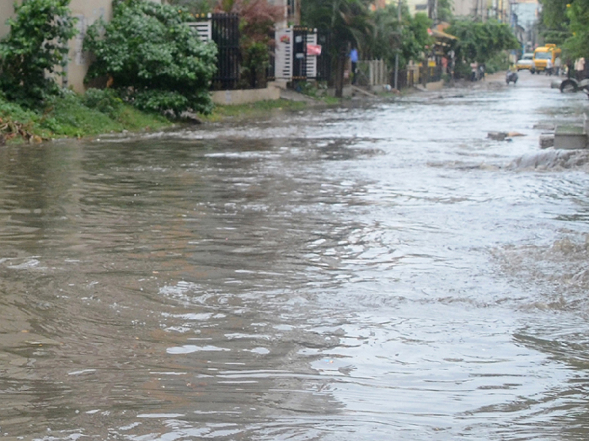 Heavy Rains In Telugu States Gallery12