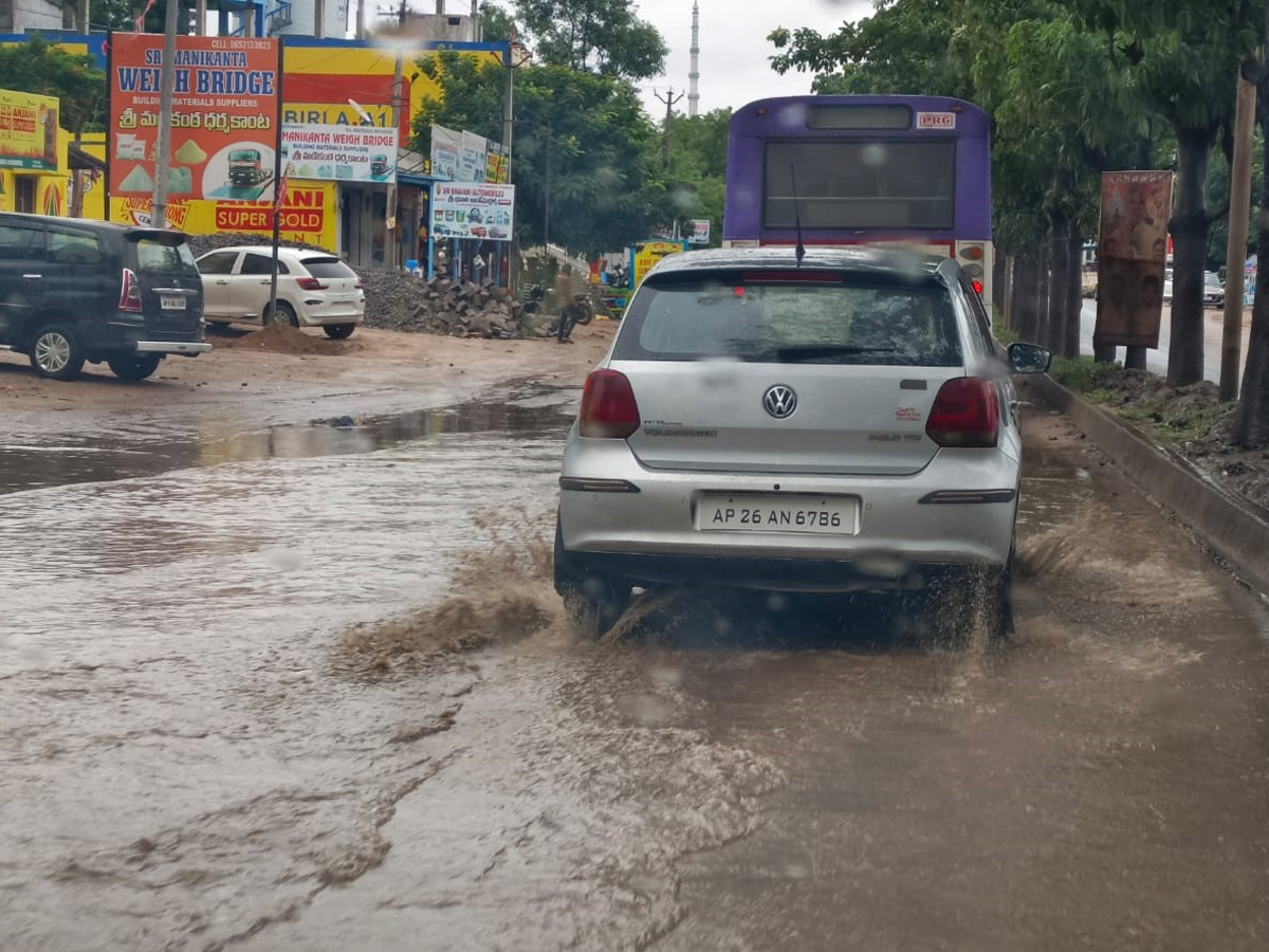 Heavy Rains In Telugu States Gallery17